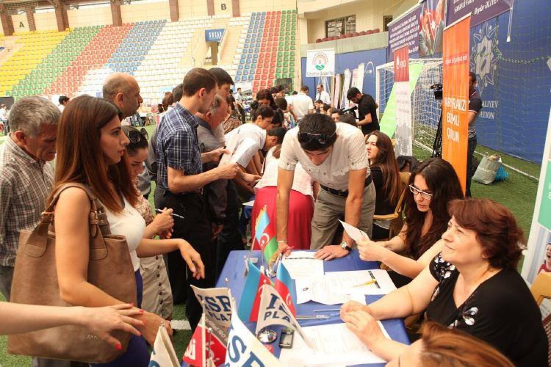 Bakı şəhərinin 3 rayonu üzrə birgə Əmək yarmarkası keçirilib